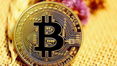 un experto revela 4 altcoins con una "fuerte recompra" en este momento