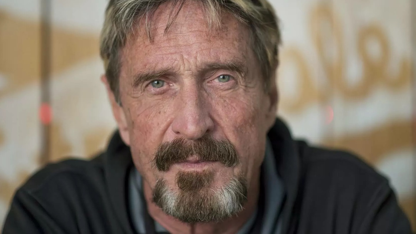 john mcafee acusado blanqueo dinero y fraude