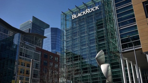 el nuevo e t f de black rock invierte en 35 empresas relacionadas con el blockchain