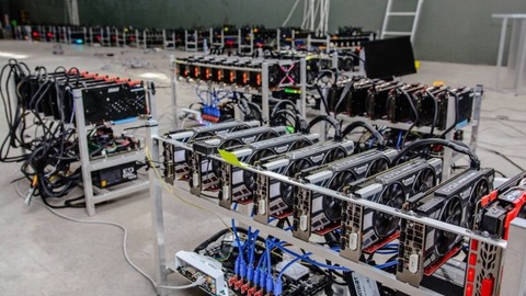 ¿ por qué la minería centralizada de criptomonedas es un problema?